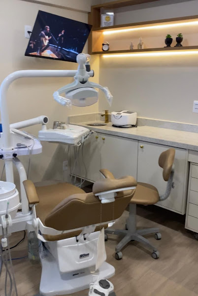 Foto 2 de Dentista Leandro Almeida