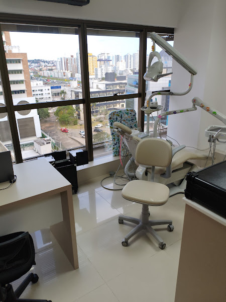 Foto 2 de Dentista Leonardo Macedo - Tratamento de canal