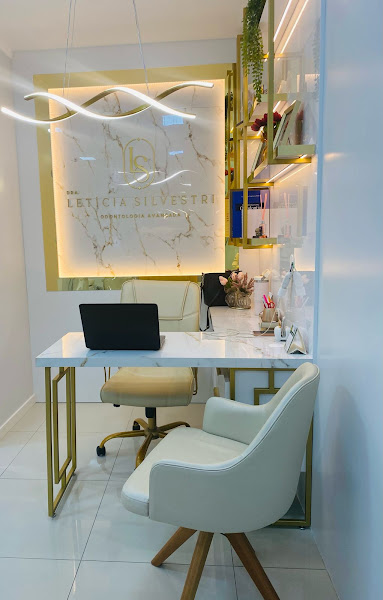 Foto 3 de Dentista Letícia Silvestri- Odontologia Avançada.