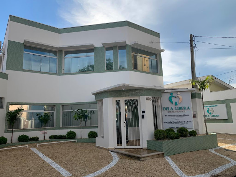 Foto 8 de Dentista Limeira - Dra Célia Visentainer D. Libera