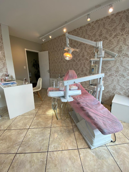 Foto 2 de Dentista Loise Pasqual