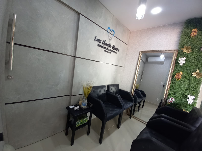 Foto 3 de Dentista - Luis Cláudio Oliveira, Reabilitação Orofacial