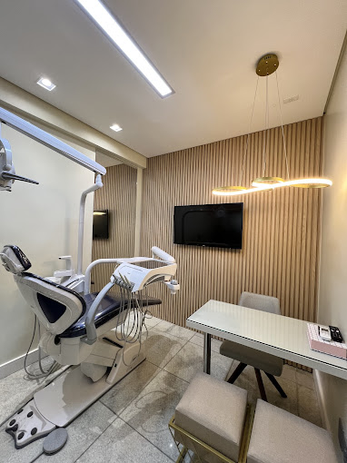 Foto 3 de Dentista Mariana Morato – Reabilitação Oral, Facetas e Clareamento