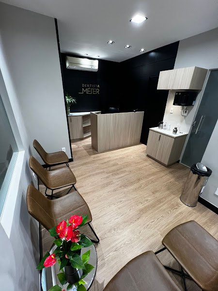 Foto 2 de DENTISTA MÉIER