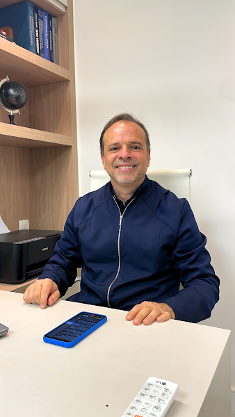 Foto 3 de Dentista na Barra da Tijuca - Dr Cristiano Pascual