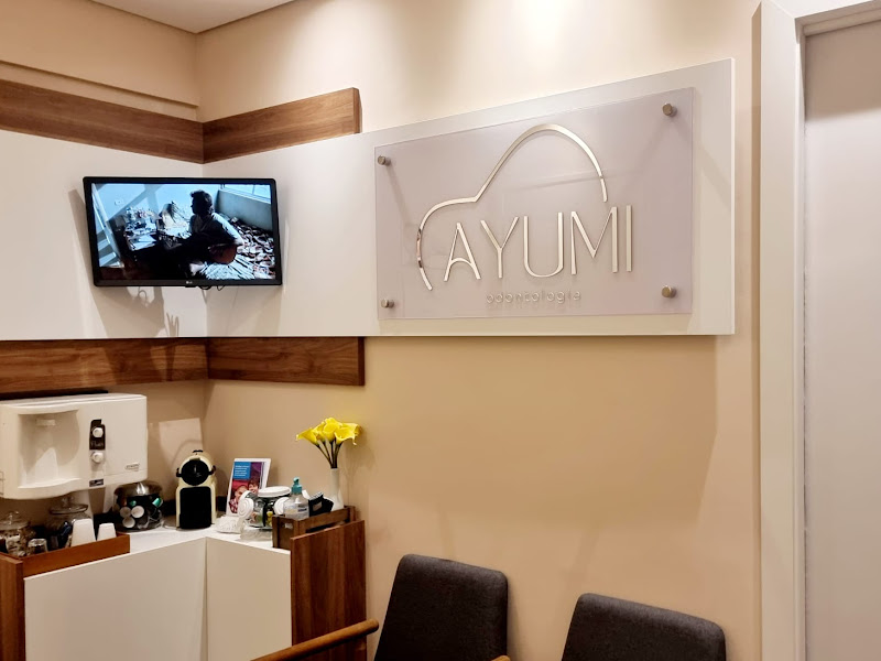 Foto 5 de Dentista no bairro saúde Susana Yumi