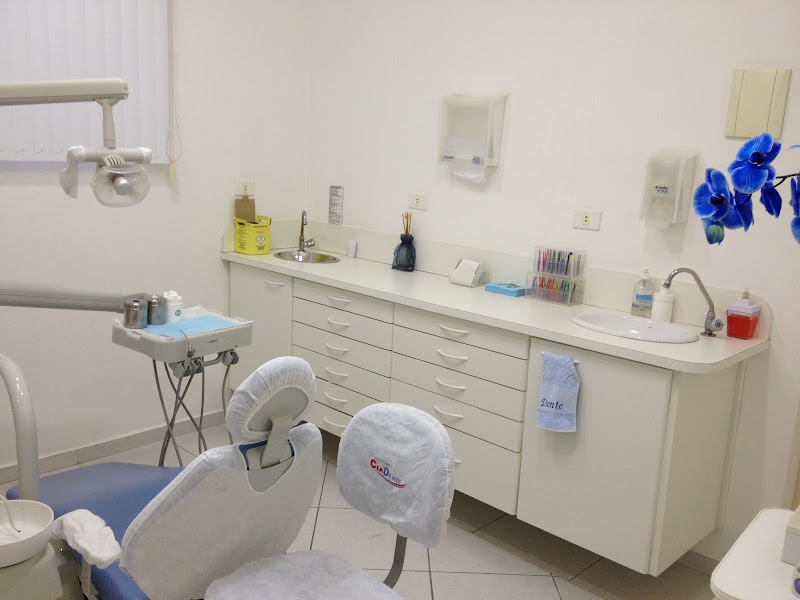 Foto 3 de Dentista no Guarujá | Clínica Odontológica Cia Dente