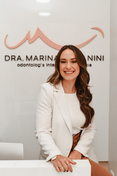 Foto 2 de Dentista no Jd. Marajoara/SP - Consultório Odontológico Dra. Marina Tomanini
