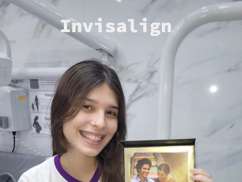 Foto de Dentista no Recreio - Dra. Karina M. França - Ortodontia e Harmonização Facial