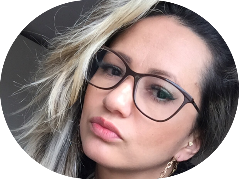 Foto 4 de Dentista no Tatuapé | Dra. Mouriel Alves - Implantes, Lentes de Resina, Grillz e Clínico Geral