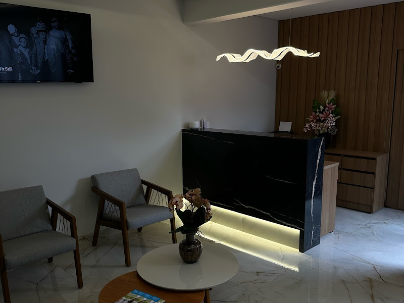 Foto 5 de Dentista Pâmela Nóbrega - Odontologia em Ribeirão Preto SP I Reabilitação Oral I Prótese Dentária e Implante Dentário