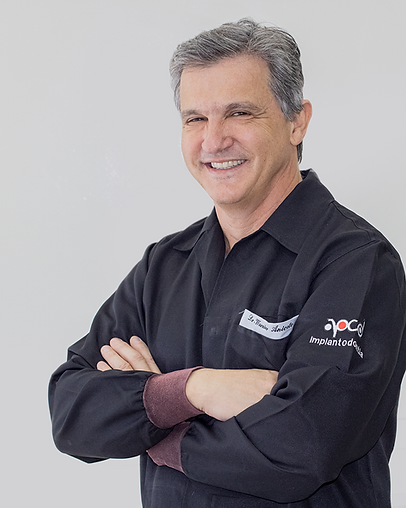 Foto 4 de Dentista Pinheiros Dr Wanier Bucomaxilo SP, Implante Dental Unitário, Clareamento, Bichectomia, Cirurgia Ortognatica