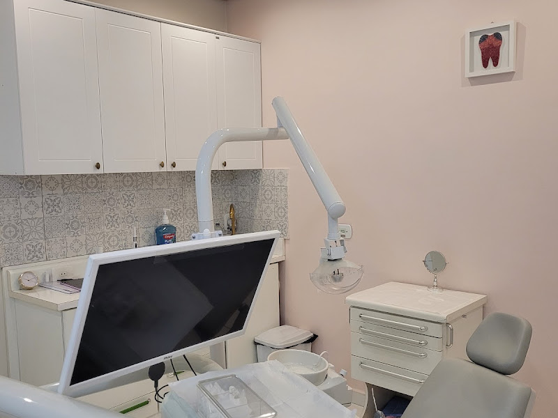 Foto 2 de Dentista Silvânia lima