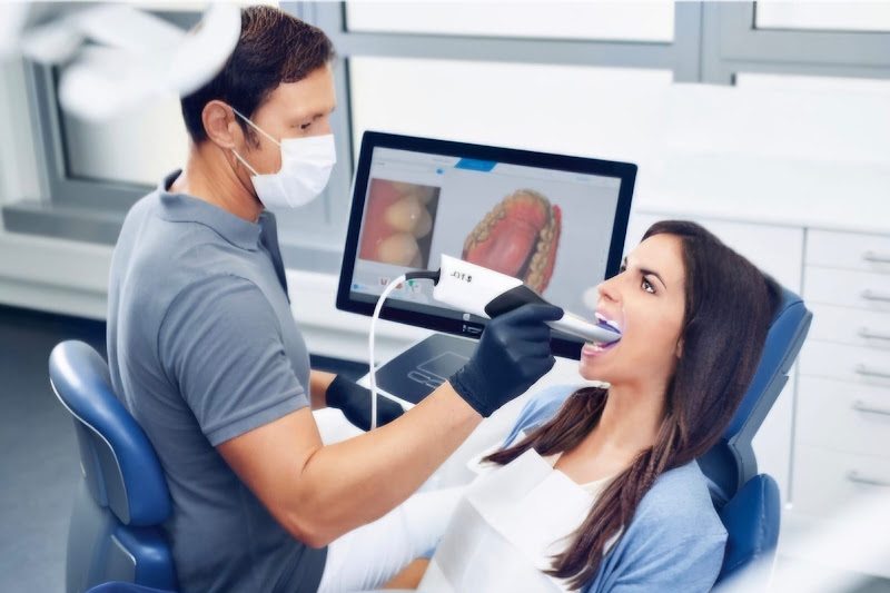Foto 2 de Dentista urgência- Ferline Targino