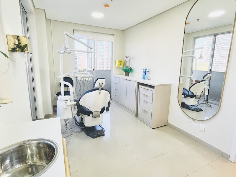 Foto 3 de Dentista Vila Mariana | Dra Denise Vanin