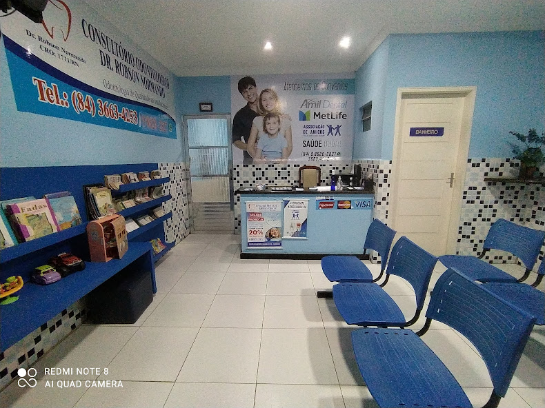 Foto 3 de Dentista Zona Norte de Natal - Dr. Robson Normando