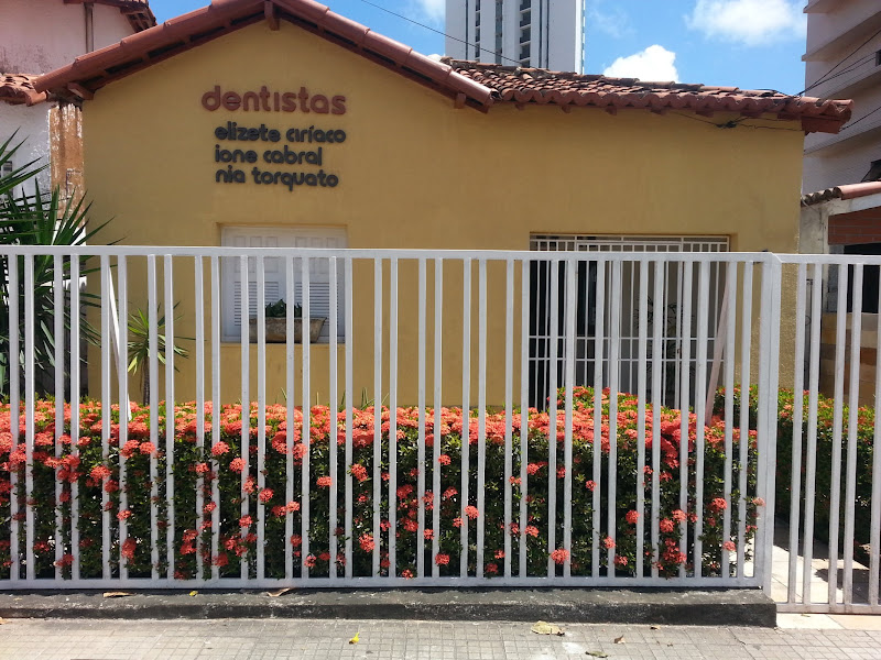 Foto 7 de Dentistas associados