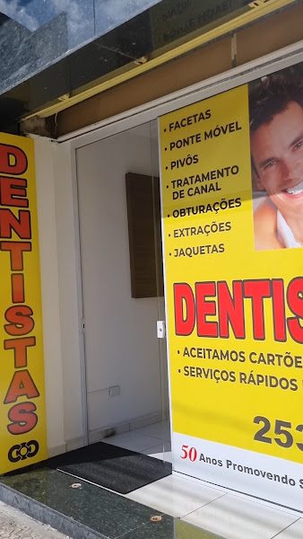 Foto 3 de Dentistas Comercial Odontológica