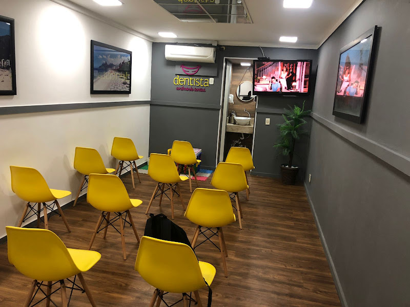 Foto 2 de DENTISTAS CONSTRUINDO SORRISOS VIDIGAL