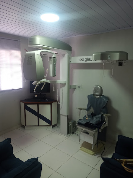 Foto 2 de Dentistas em Queimados - Implantes dentários