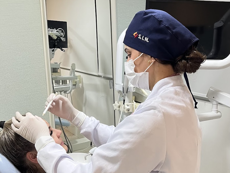Foto 2 de Dentistas São Leopoldo (Nome Profissional)