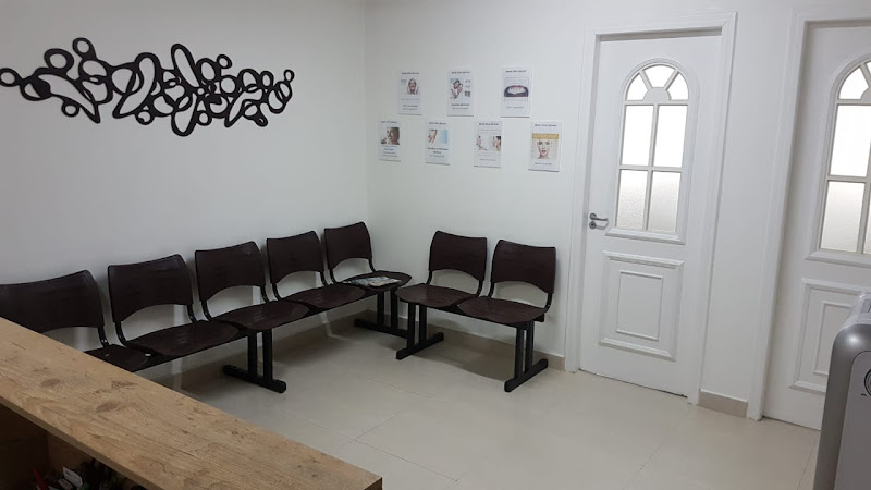 Foto 3 de Dents Clinic - Dra. Camila Mattioli