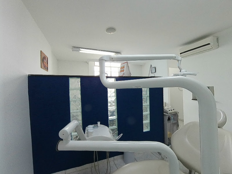 Foto 2 de Dents Odontologia para Todos