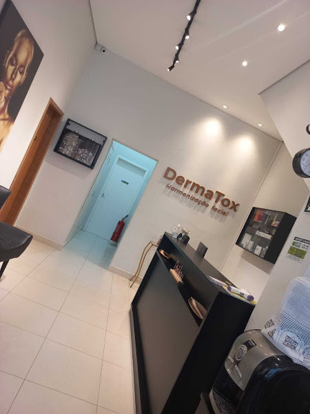 Foto 3 de DermaTox - Harmonização facial