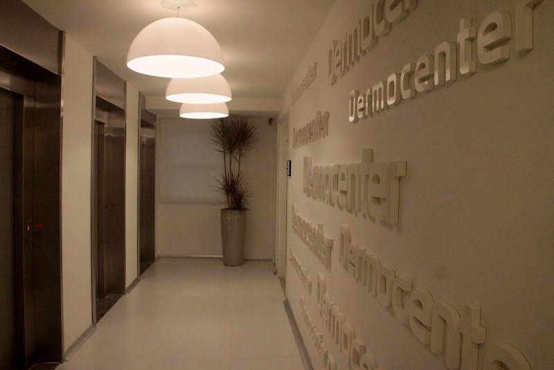 Foto 2 de Dermocenter