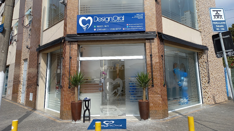 Foto 2 de Design Oral - Clínica de Implantes Dentários no bairro do Tatuapé - Implante Protocolo no Anália Franco