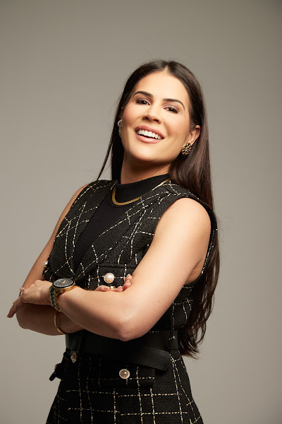 Foto 2 de Dettalium Odontologia - Dra. Layla Simões CROMG 32131 Especialista em alinhadores Invisalign Limpeza detária AirFlow