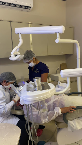 Foto 3 de DH Oral Clinic Odontologia Reabilitadora e Estética