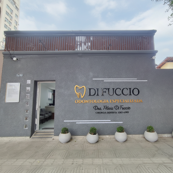 Foto 2 de Di Fuccio Odontologia - Invisalign Doctor - Implantes Dentários