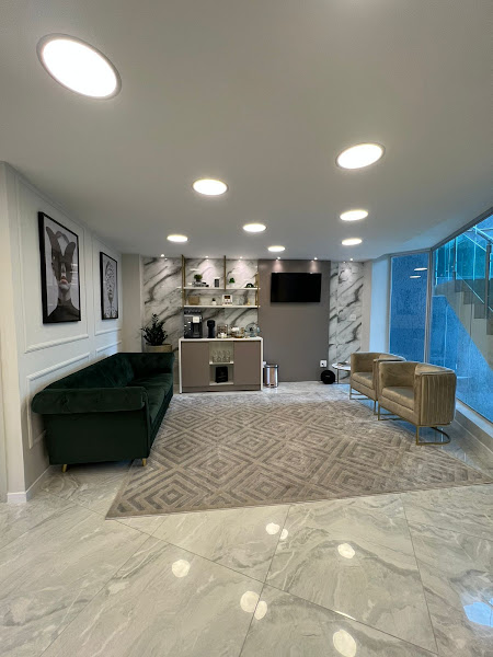 Foto 2 de Diamond Institute A.S.