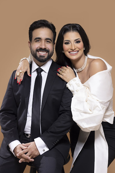 Foto 2 de Diego Gonçalves e Gabriela Vasconcelos - Implante Dentário João Pessoa | Lente de Contato Dental | Facetas de Porcelana
