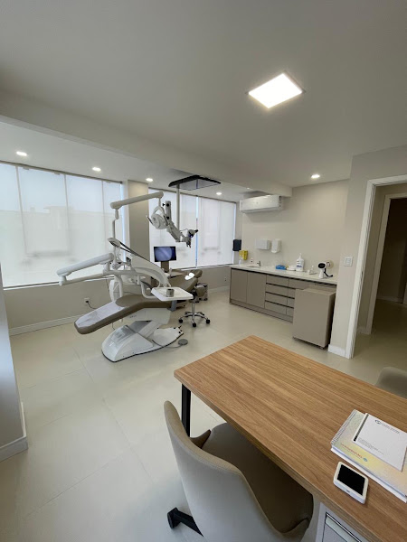 Foto 3 de Diullia Soria Caumo - Dentista em Rio Grande