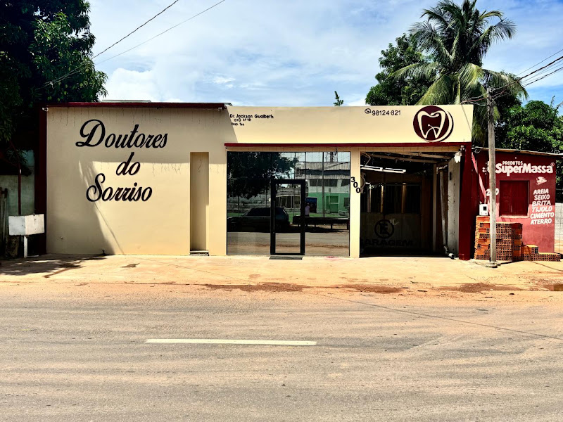 Foto 3 de DOCTOR'S especialista em odontologia