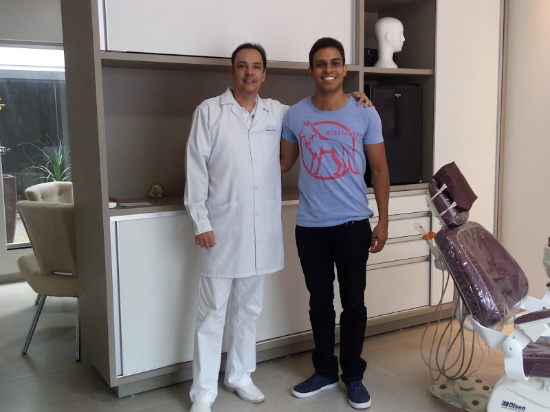 Foto 2 de Dr. Adilson Araujo