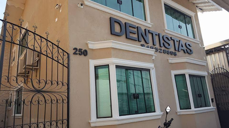 Foto 2 de Dr. ADILSON CHAVES & Dra. ELDA RIBEIRO