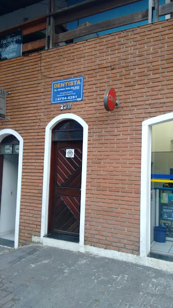 Foto 3 de Dr. Adriano Ávila dos Reis