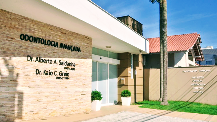 Foto 2 de Dr. Alberto A. Saldanha