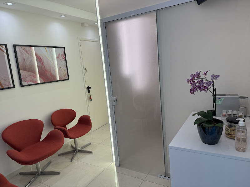 Foto 3 de Dr. Alberto Ayres Suarez - cirurgia ortognática em moema - cirurgia da ATM em moema - extração de siso em moema