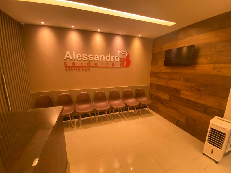 Foto 2 de Dr. Alessandro Cordeiro Odontologia