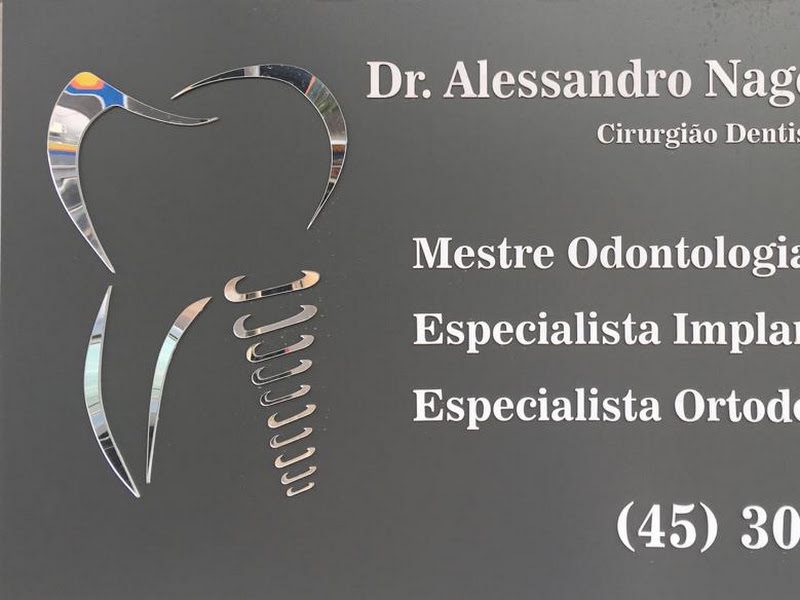 Foto de Dr. Alessandro Nagel Engler CRO 12554 Mestre e Especialista Ortodontia Especialista Implante Dental