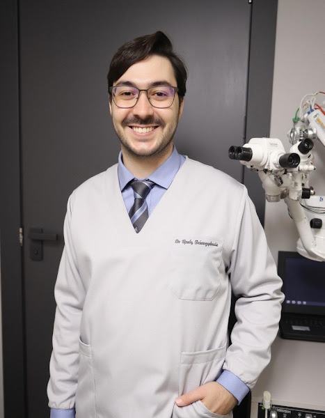 Foto 2 de Dr. Alexandre Filho - Tratamento de Canal - Endodontia Microscópica