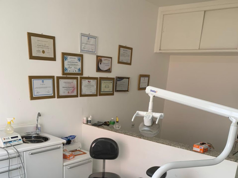 Foto 3 de Dr. Alexandre Freitas de Almeida - Cirurgião-dentista