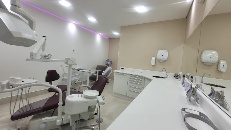 Foto 3 de Dr. Alexandre Tierno - Odontologia