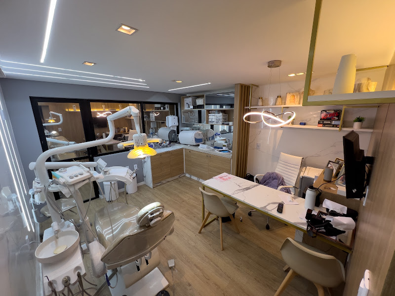 Foto 2 de Dr Allyson Lucas