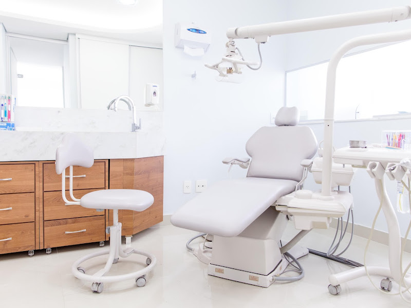 Foto 2 de Dr. Alvimar Lamounier Lopes