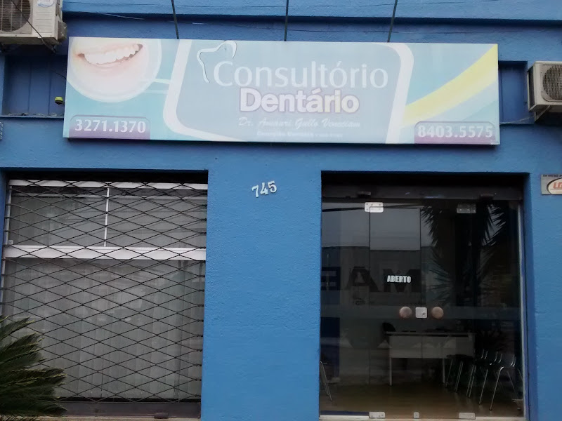 Foto de Dr. Amauri Veneciam Odontologia